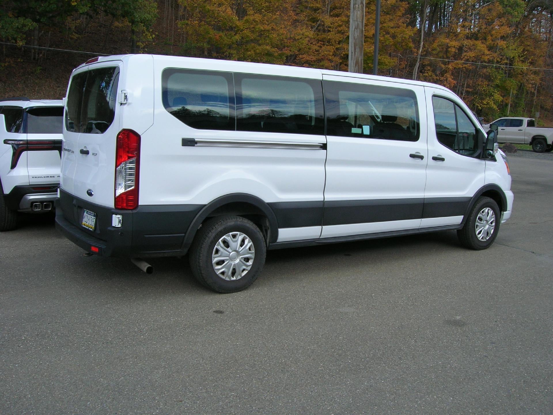 2022 Ford Transit Passenger Wagon XL