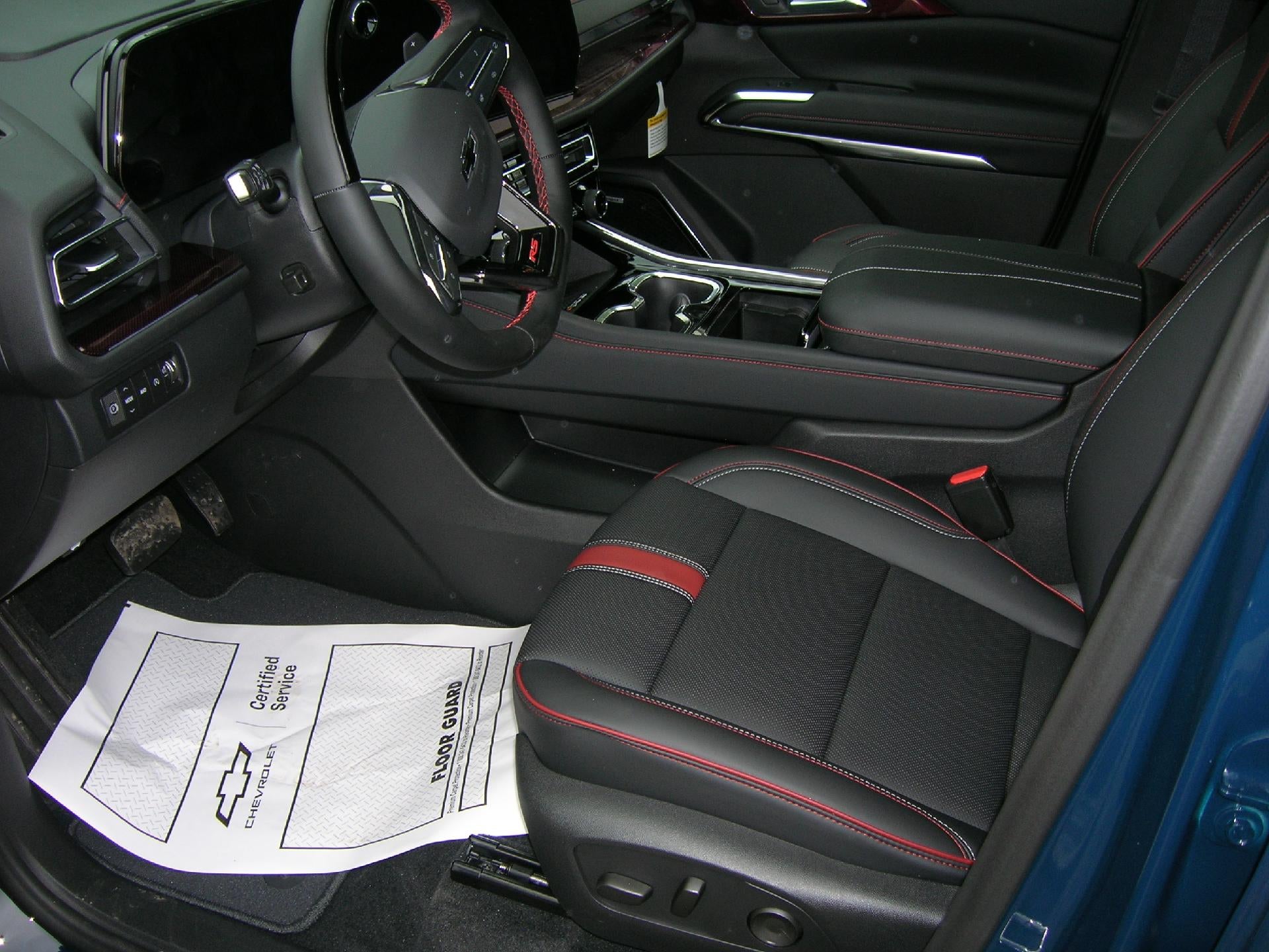 2027 Chevrolet Traverse RS
