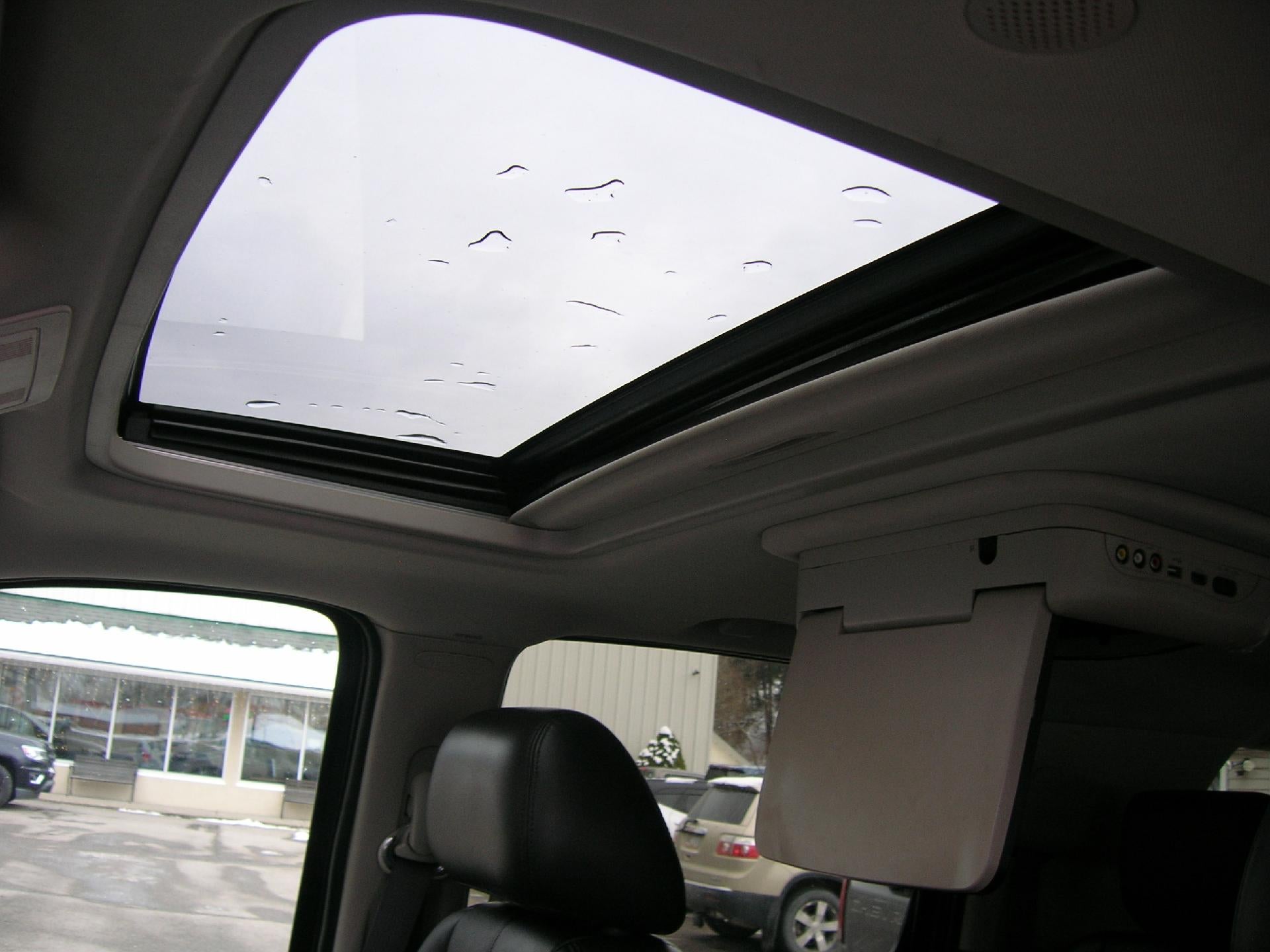 2013 Chevrolet Suburban LT