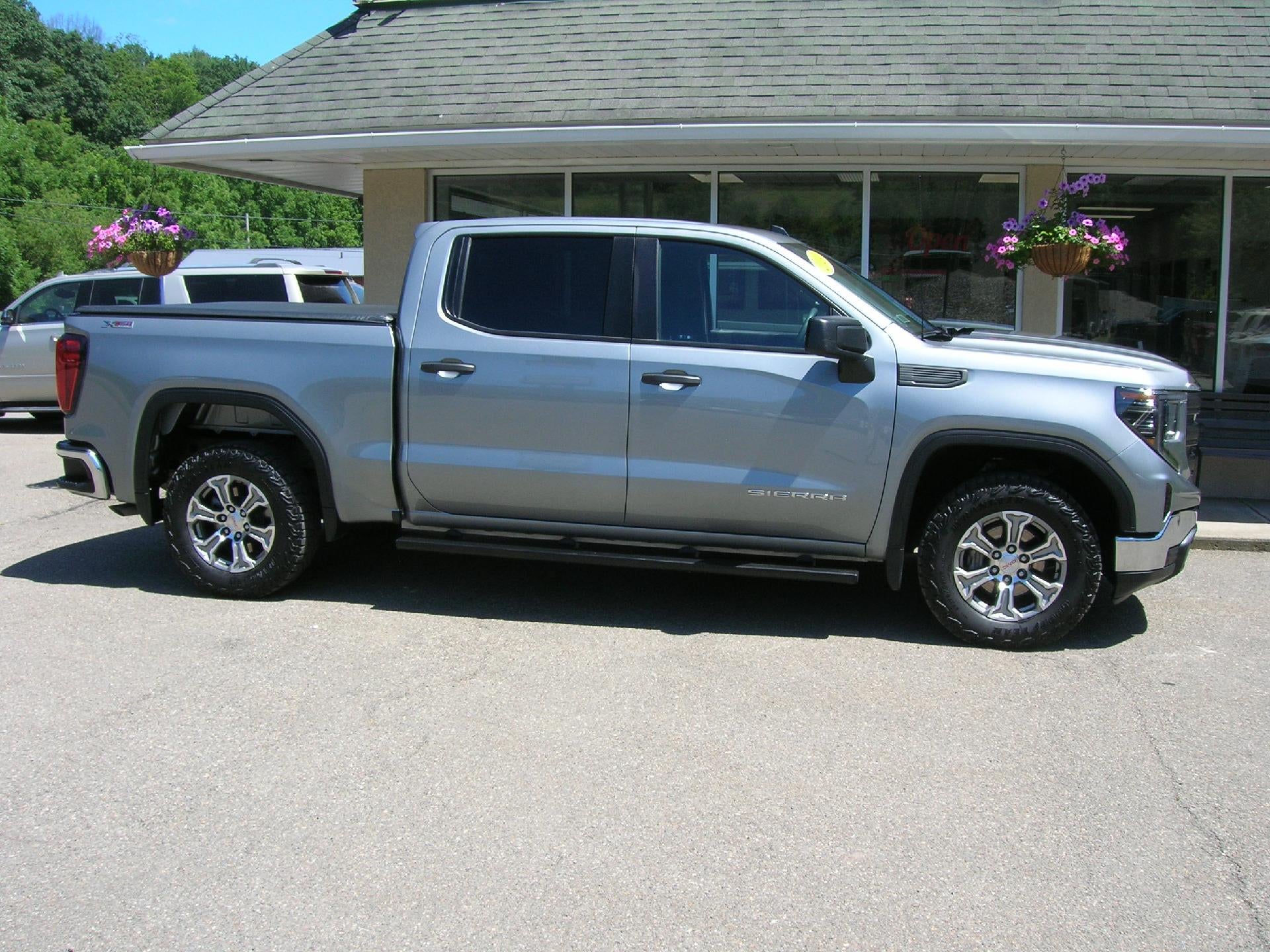 2024 GMC Sierra 1500 Pro