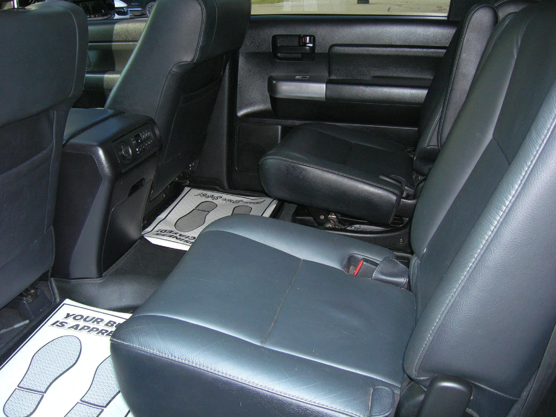 2019 Toyota Sequoia SR5